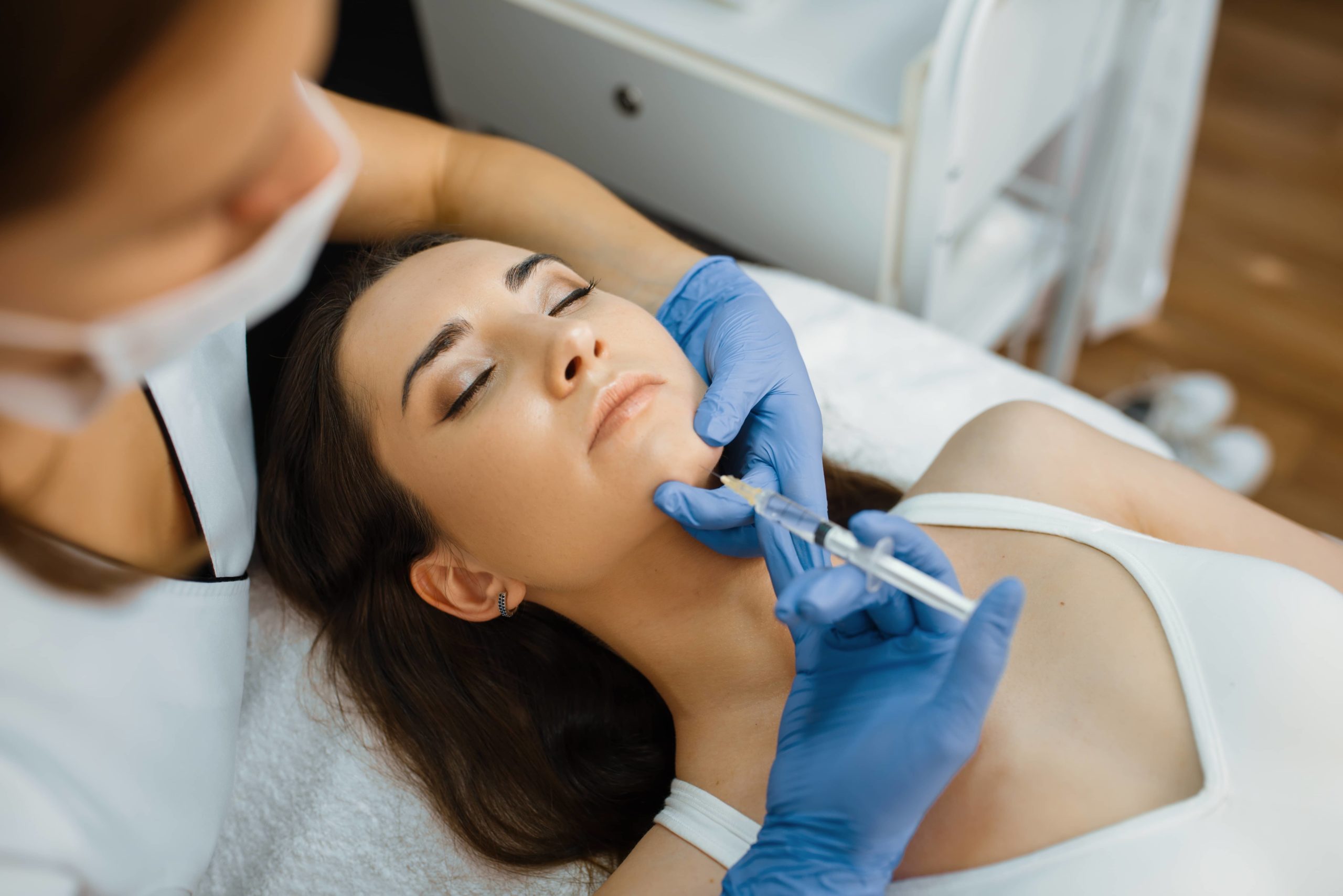 Çene Botoksu (Masseter Botoks) Nedir? Diş Sıkma Botoksu Nasıl Uygulanır?
