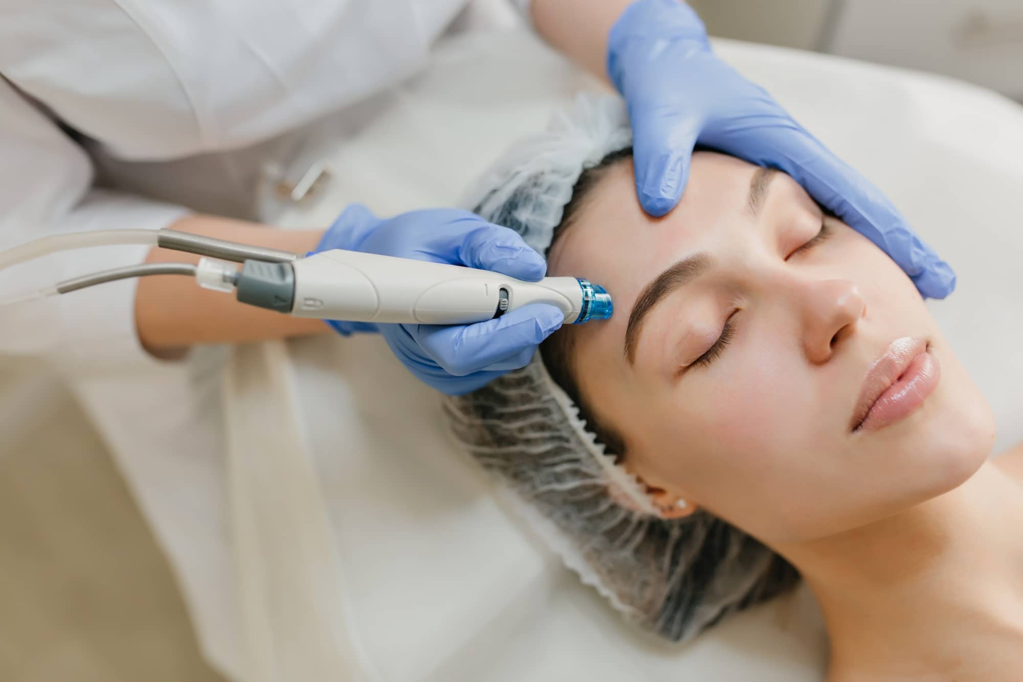 Hydrafacial Nedir? Hydrafacial Cilt Bakımı Nedir?