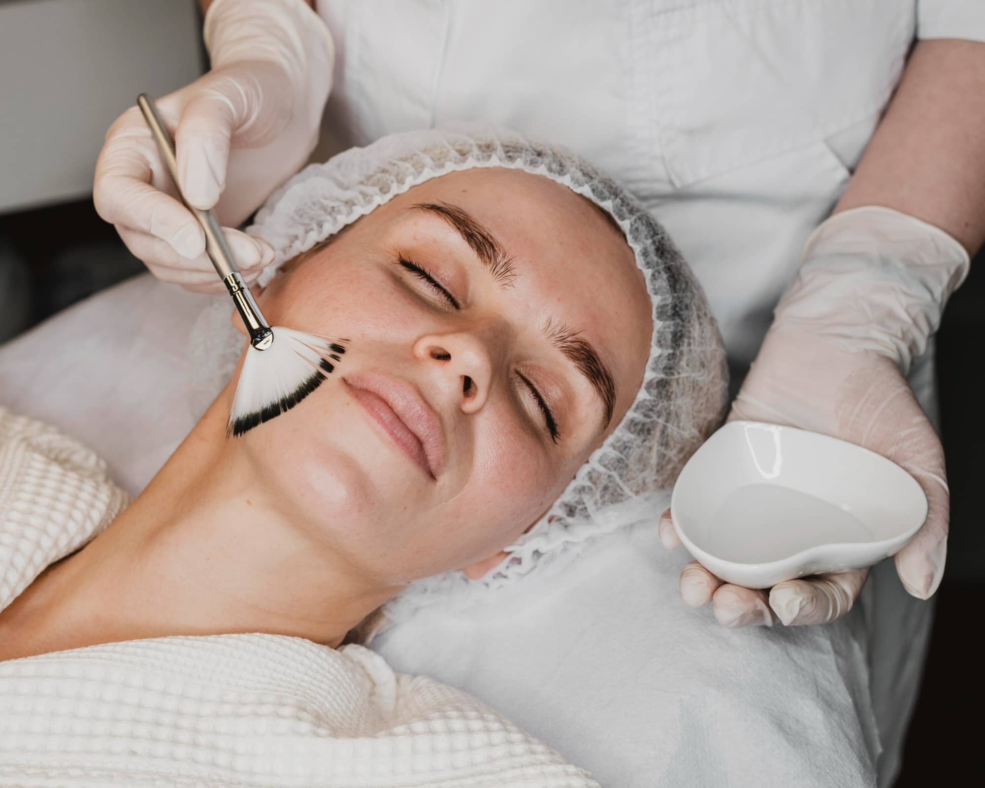 Dermabrazyon Nedir? Dermabrazyon Nasıl Yapılır?